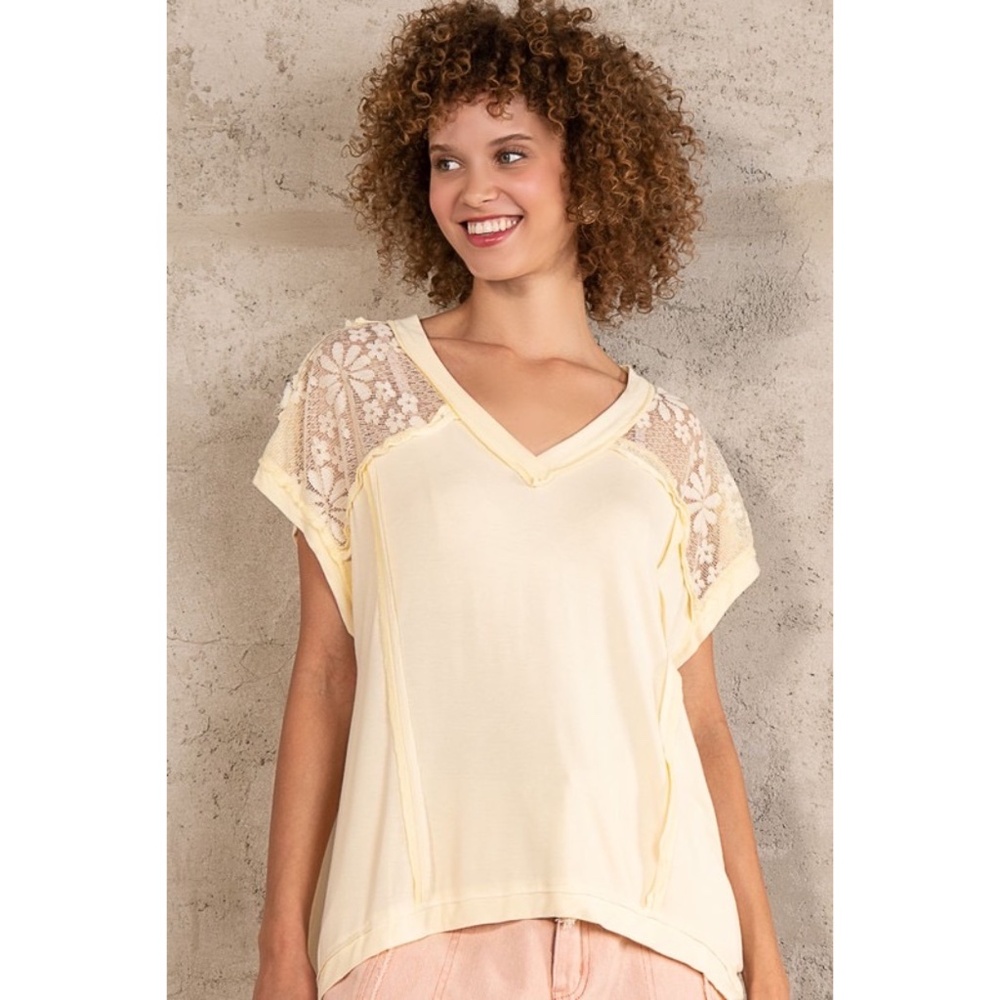 POL Rayon Jersey Short Sleeve Floral Lace Top in Eggshell